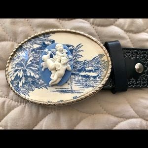 CAMEO Leather Belt
